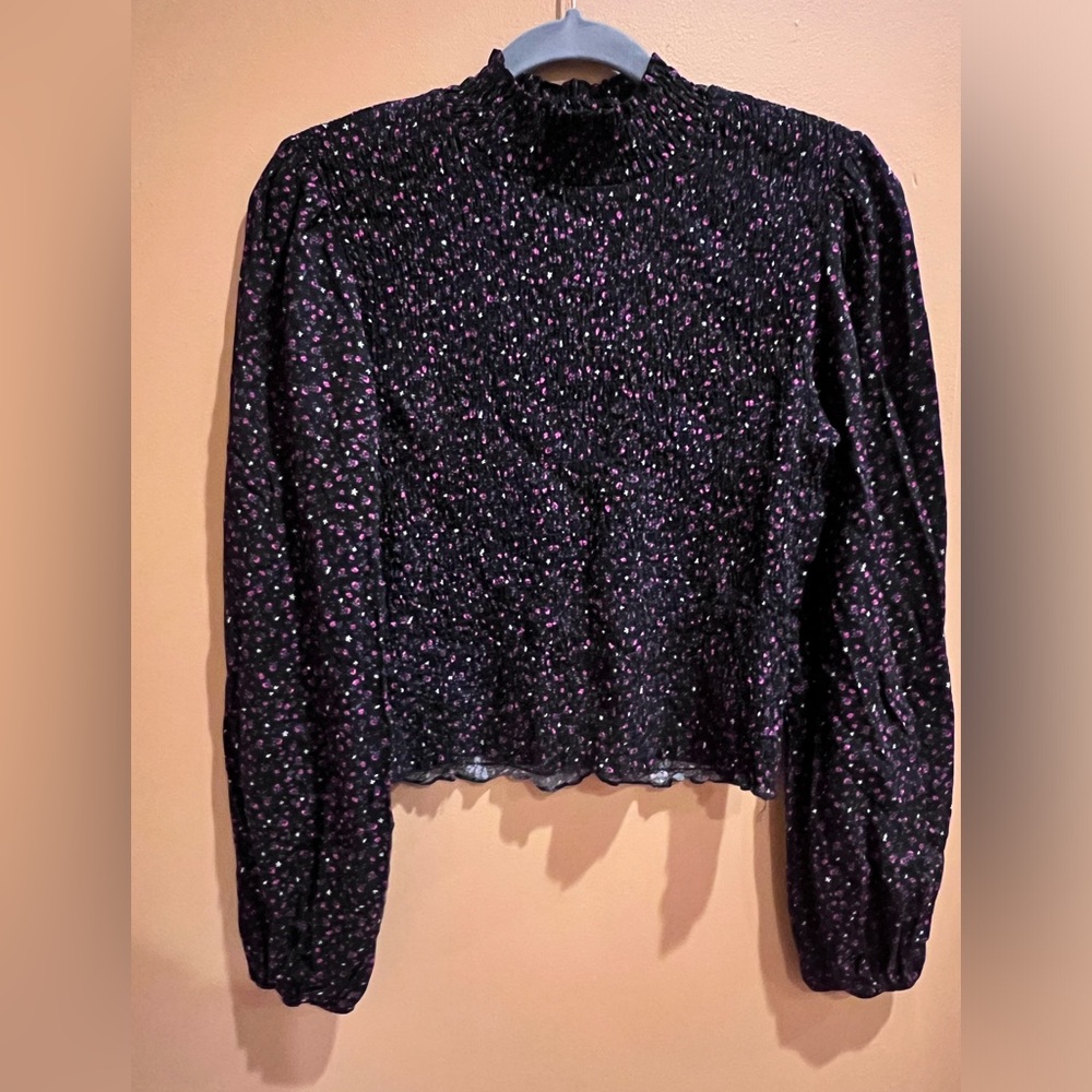 Wild Fable Cropped long Sleeve Turtle neck   Baloon Hands